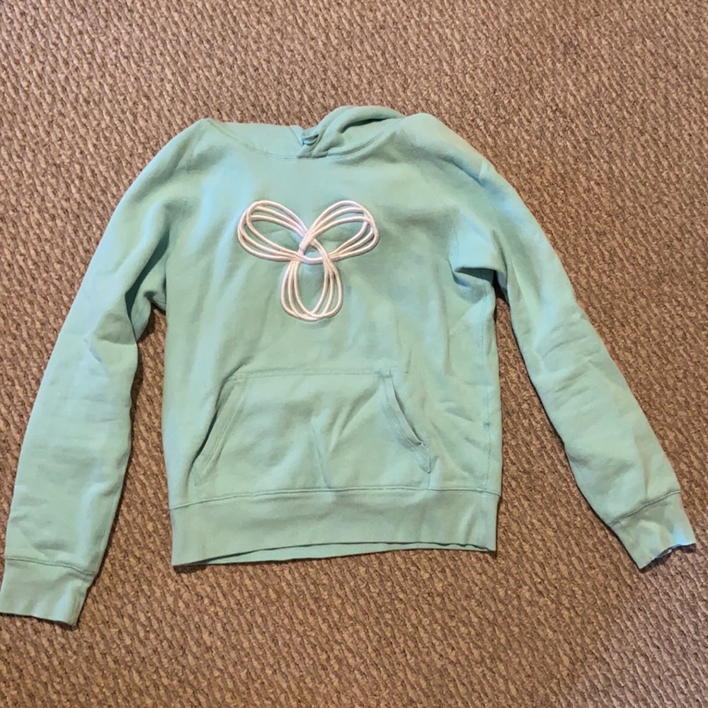 TNA hoodie size M